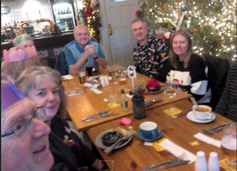 Christmas Lunch 2025 P1.jpg (76000 bytes)